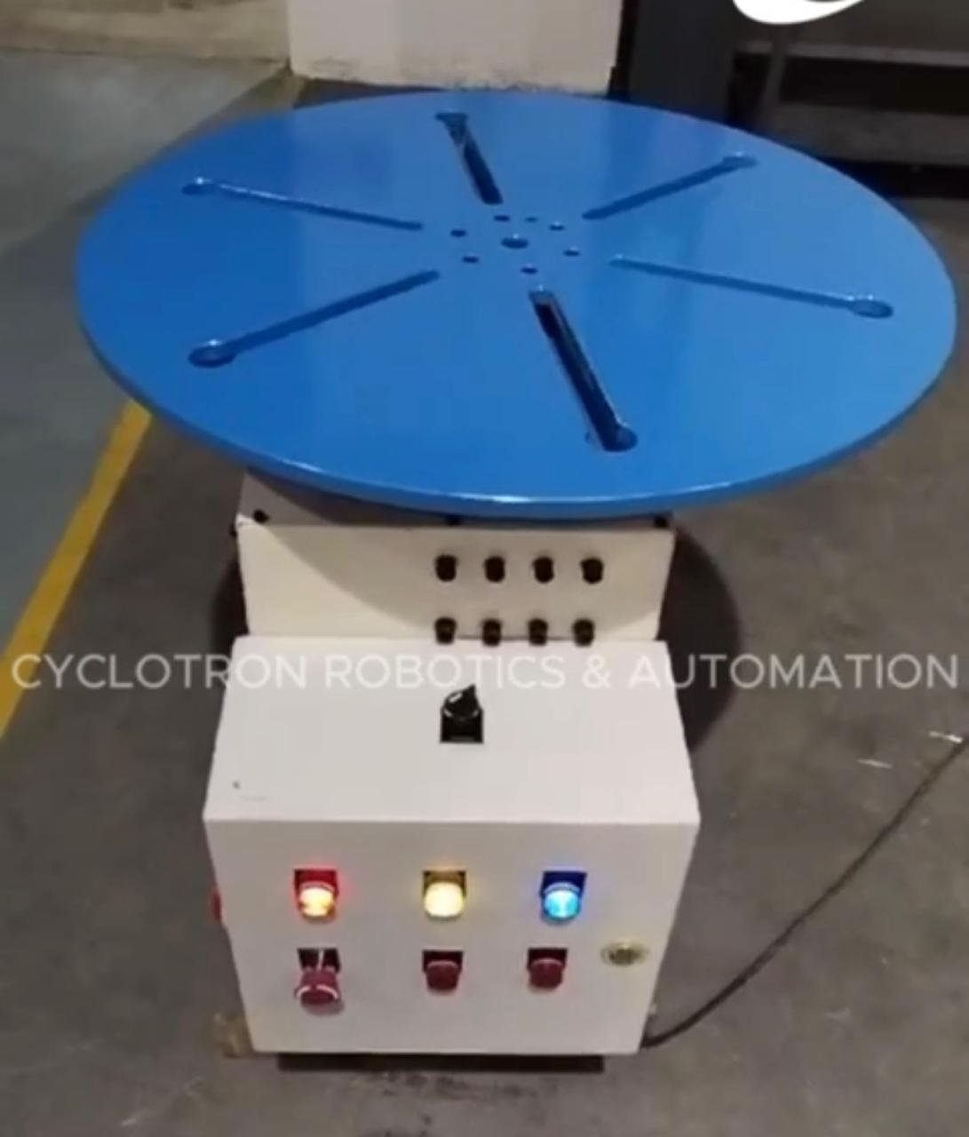 Cyclotron universal welding positioner 2